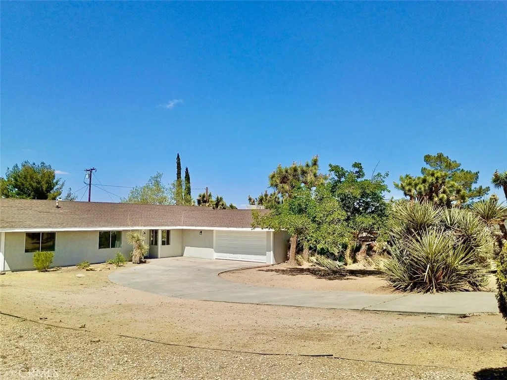 56634 Mountain View Trail