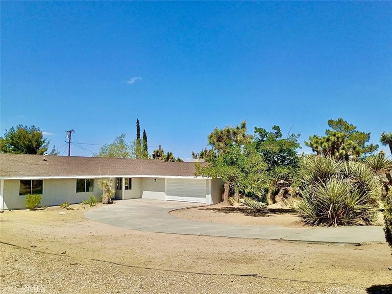 56634 Mountain View Trail