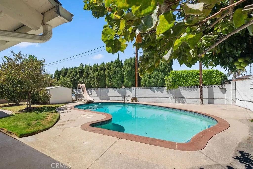 2009 S Eileen Drive