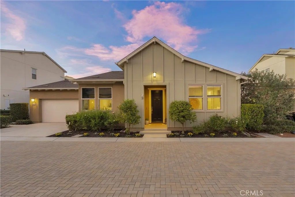 Photo of 31 Alienta Lane, Rancho Mission Viejo, CA 92694 (MLS # OC26009110)