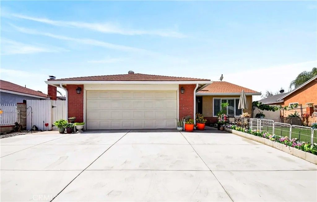 Photo of 24371 Saint James Drive, Moreno Valley, CA 92553 (MLS # AR26116917)