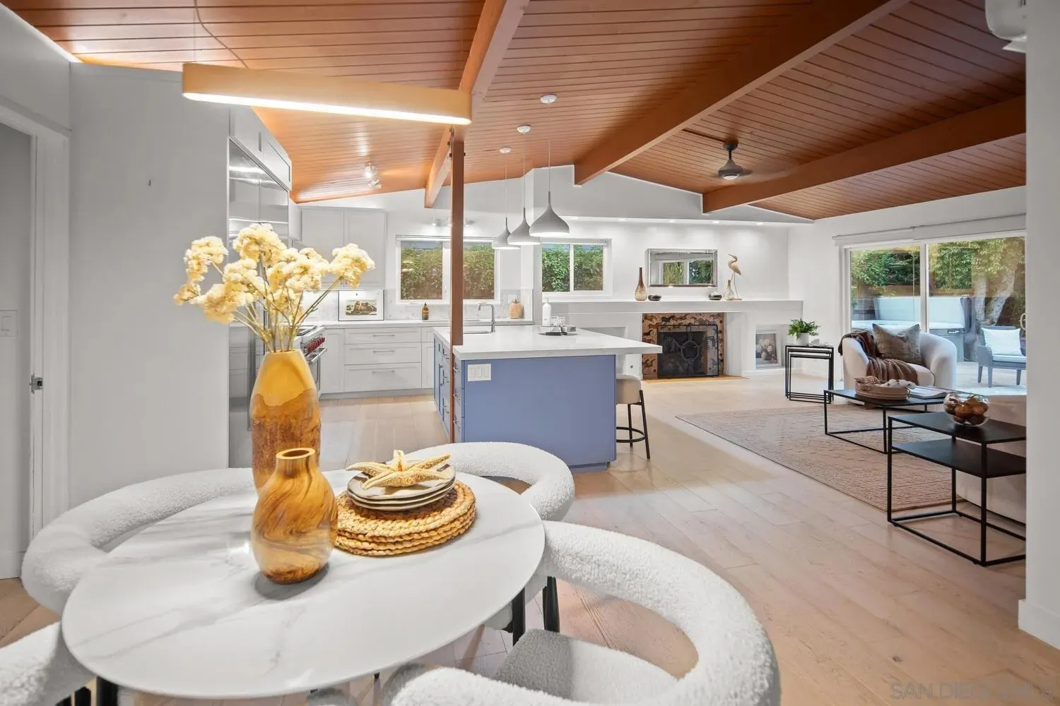 Coronado, California 92118, United States, 3 Bedrooms Bedrooms, ,3 BathroomsBathrooms,Residential,Active,192150