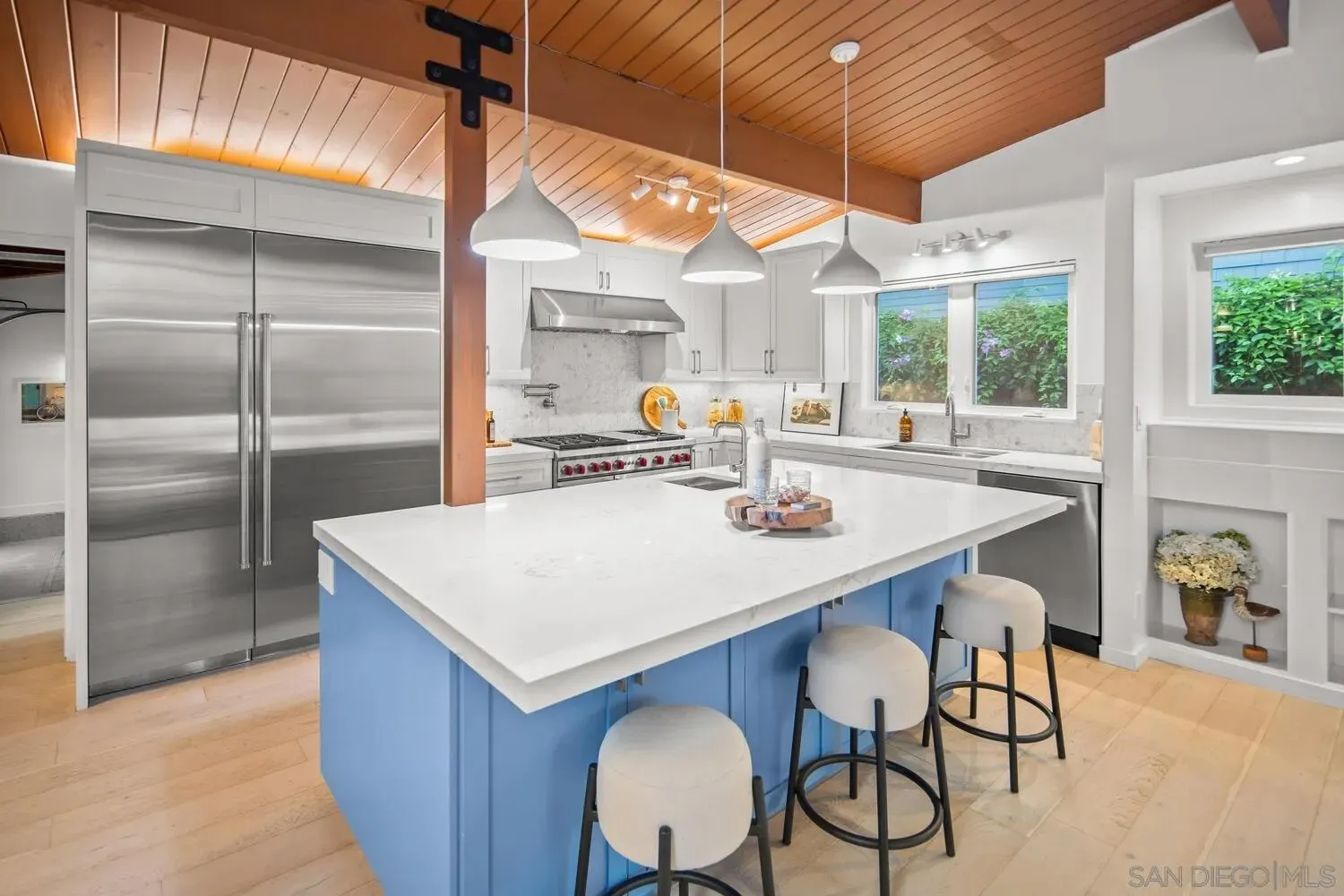 Coronado, California 92118, United States, 3 Bedrooms Bedrooms, ,3 BathroomsBathrooms,Residential,Active,192150