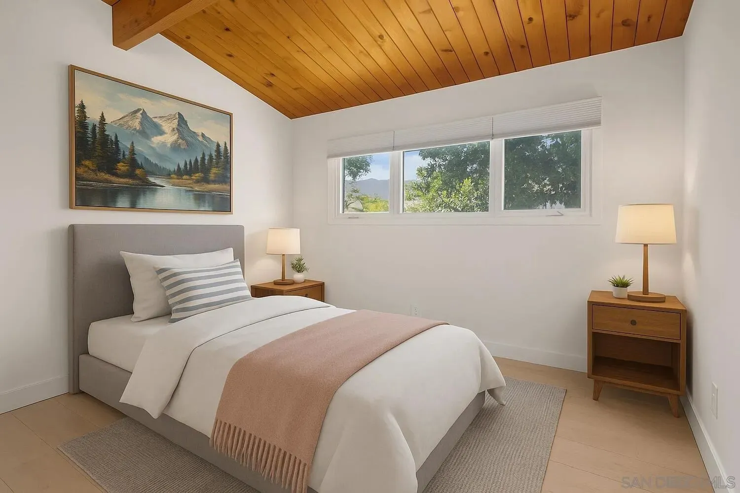 Coronado, California 92118, United States, 3 Bedrooms Bedrooms, ,3 BathroomsBathrooms,Residential,Active,192150