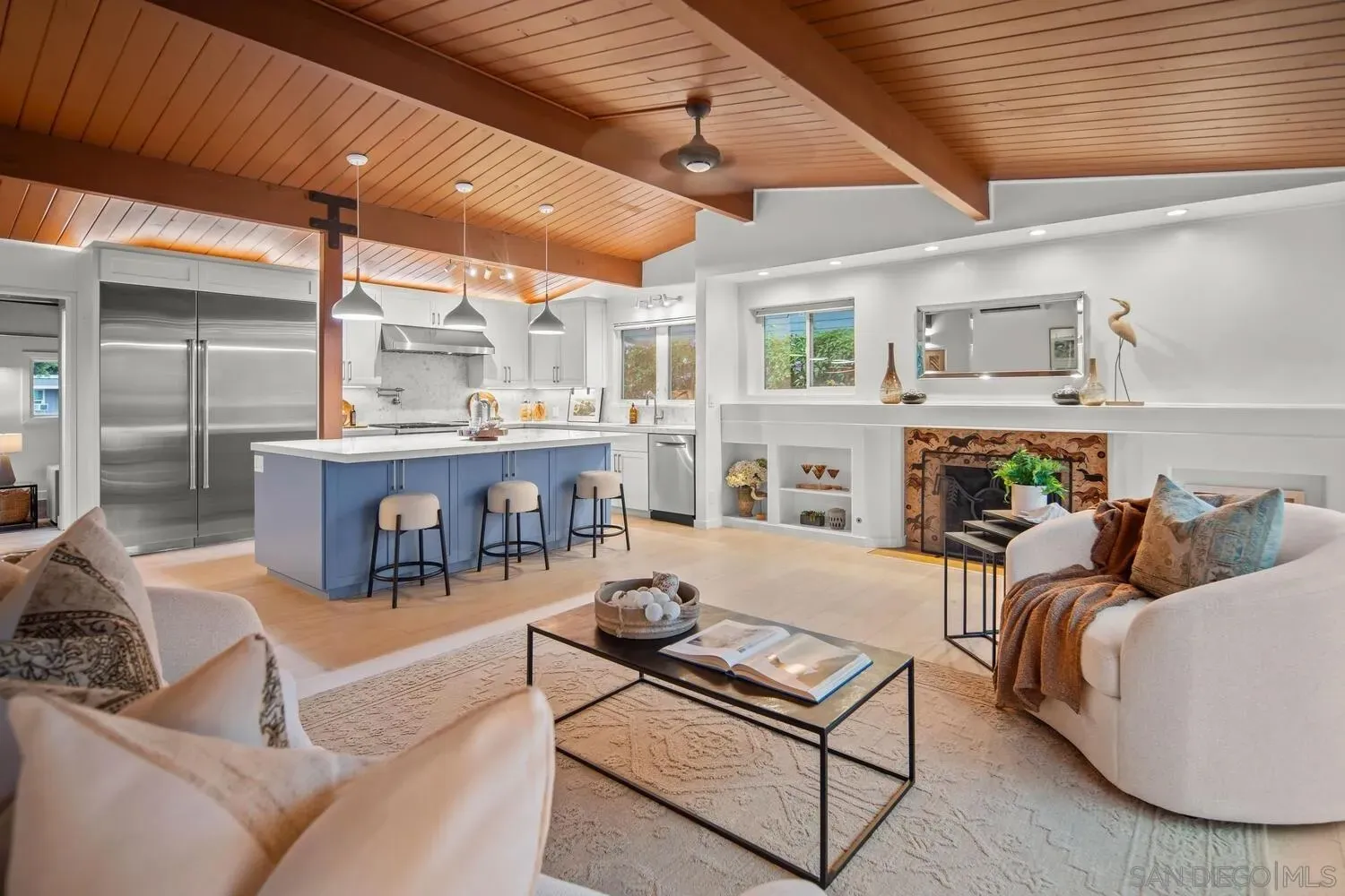 Coronado, California 92118, United States, 3 Bedrooms Bedrooms, ,3 BathroomsBathrooms,Residential,Active,192150