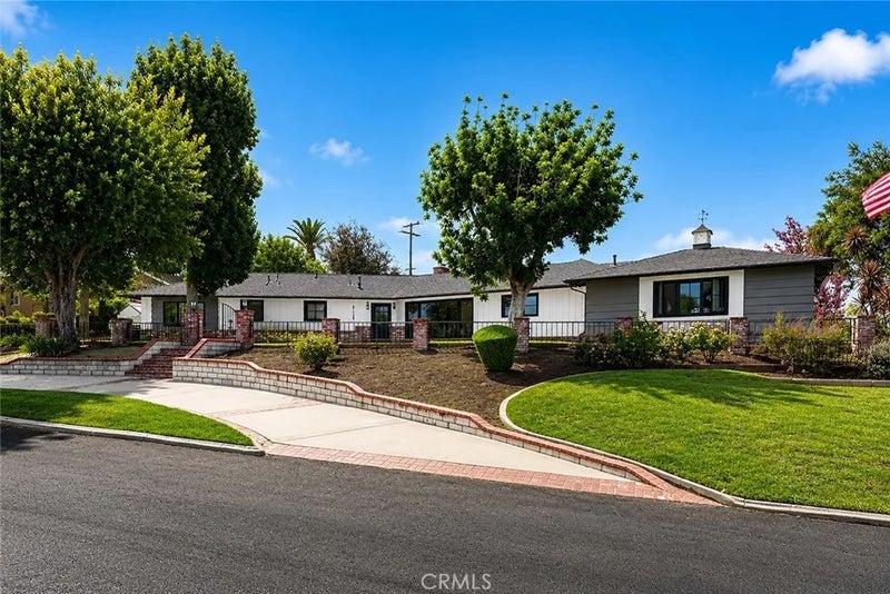 21132 E Cloverland Drive