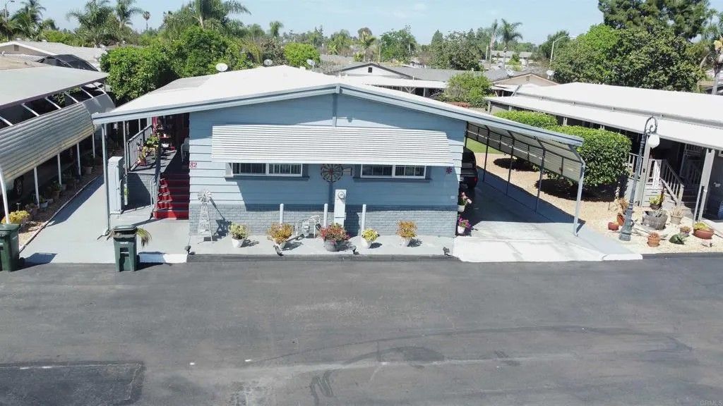 Photo of 1501 Anza Avenue #SPC 82, Vista, CA 92084 (MLS # PTP2602357)