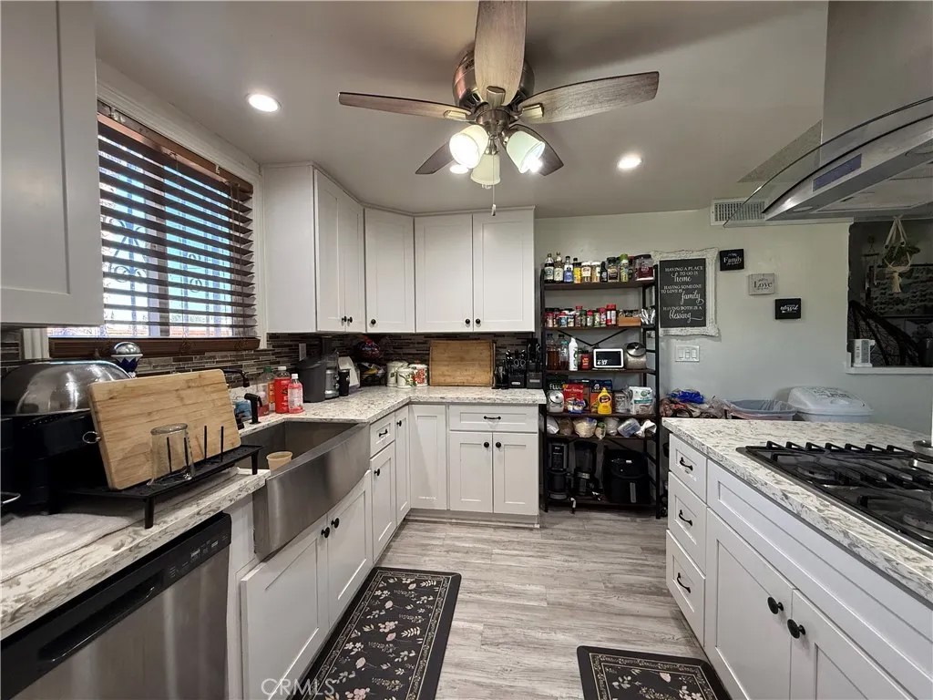 1695 W Virginia