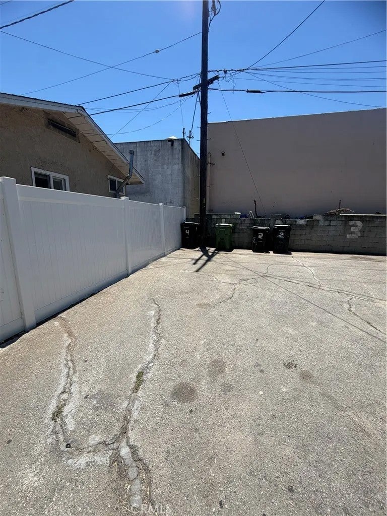 14642 Calvert