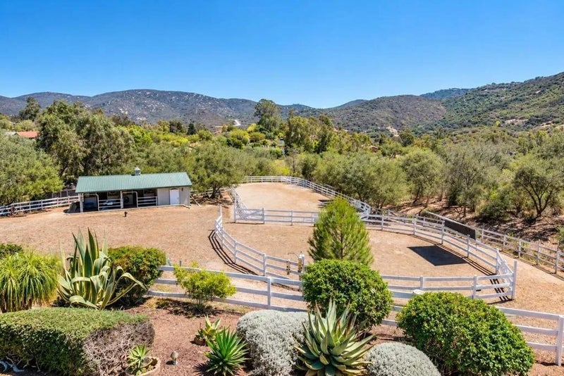 20020 Elfin Forest Road