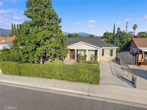 Photo of 4928 El Monte, Temple City, CA 91780 (MLS # WS26025312)
