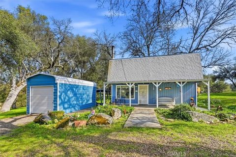 31325 Delaware Coarsegold CA 93614