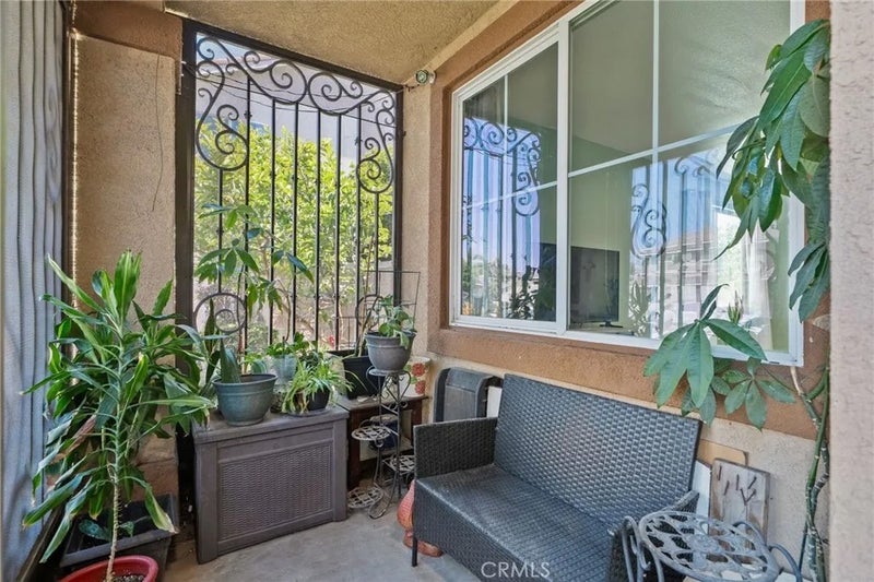 6380 Iris Court