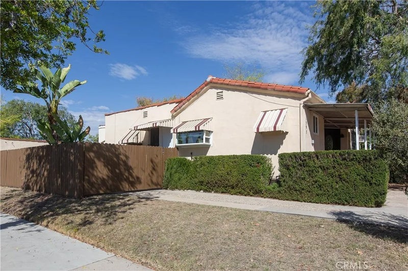1595 Bancroft Way