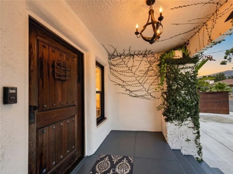 10617 Vanora Drive