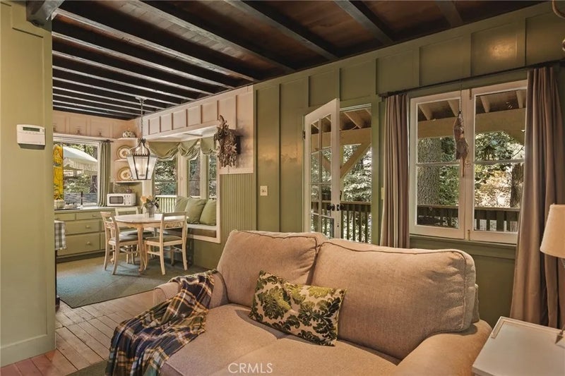 655 Cottage Grove Drive