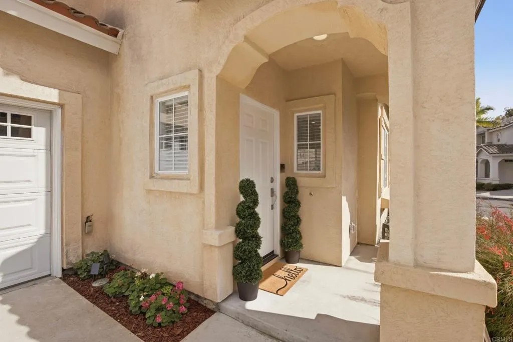 248 Amatista Way