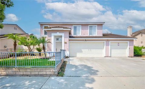 Photo of 1528 W Delvale St, West Covina, CA 91790 (MLS # AR26028166)