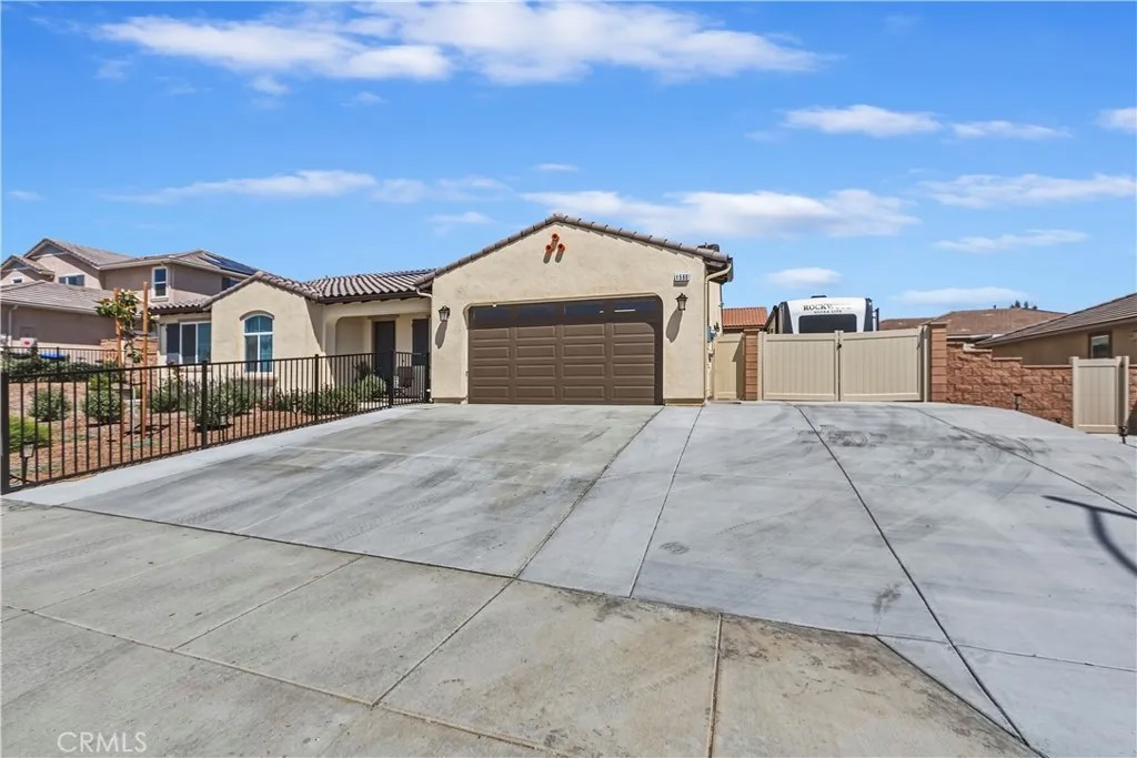 1560 Foothill Drive