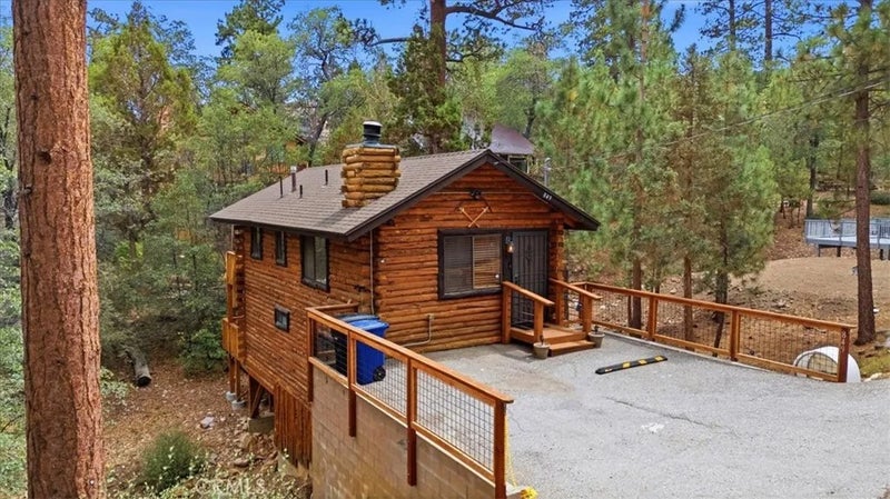 849 Highland