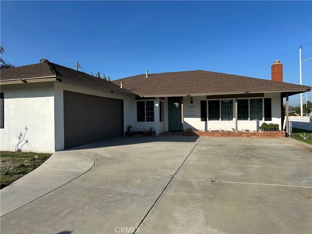 Photo of 6171 Winslow Dr, Huntington Beach, CA 92647 (MLS # PW25269100)