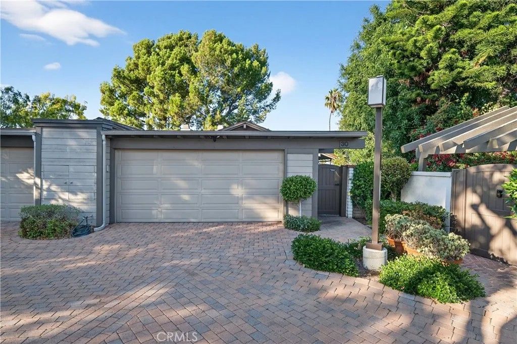 Photo of 30 Nuevo #15, Irvine, CA 92612 (MLS # OC25246271)