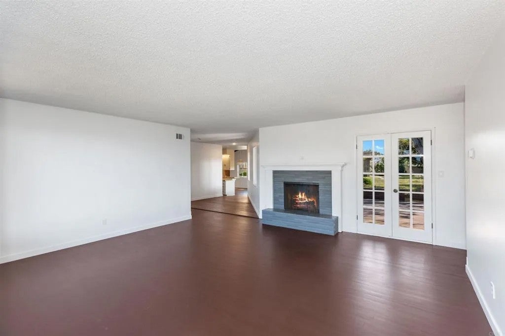 513 Canyon Drive