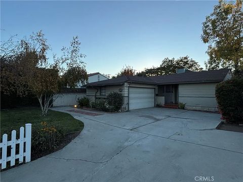 Photo of 5715 Norwich, Van Nuys, CA 91411 (MLS # OC25274453)