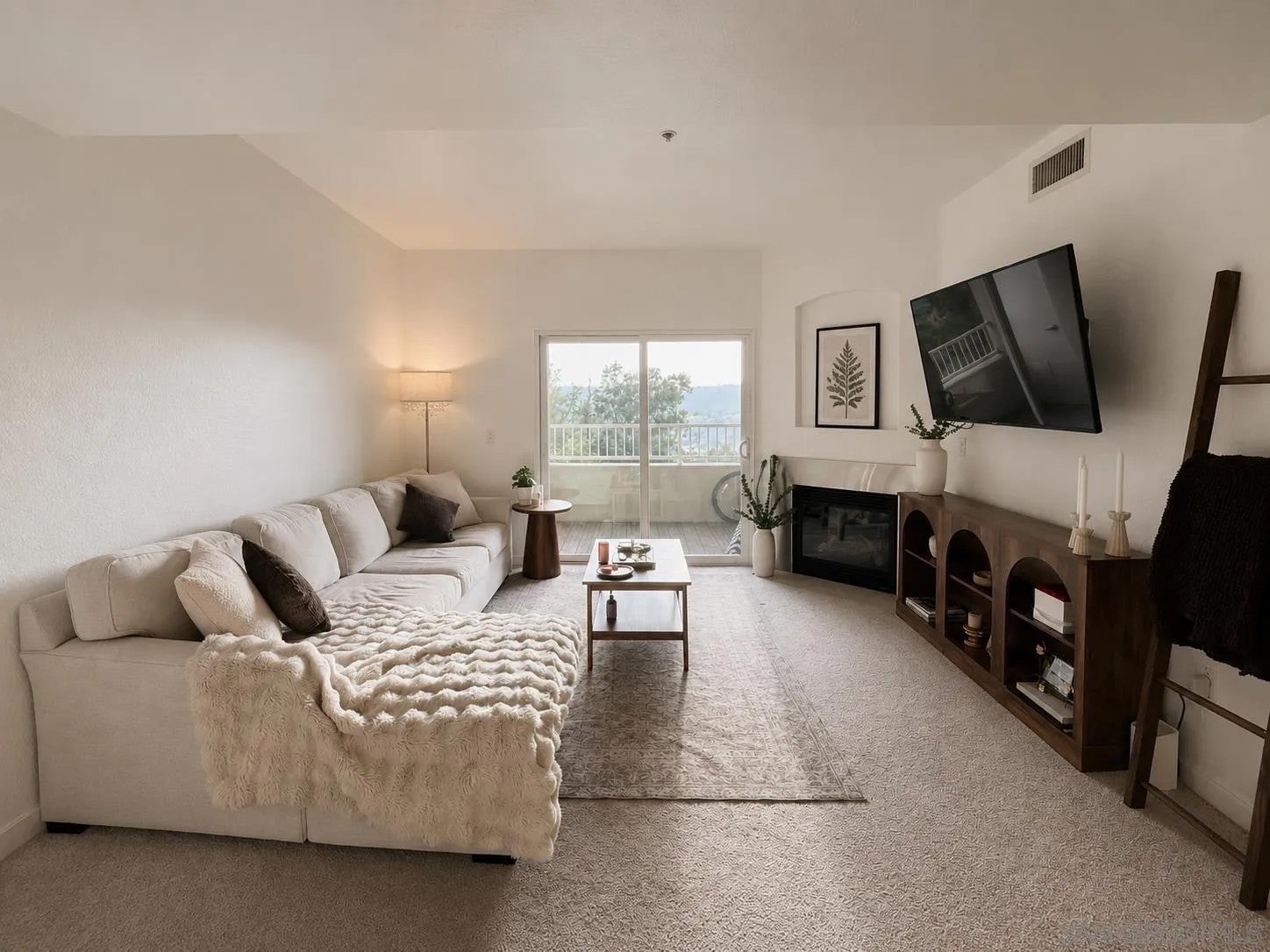 7647 Mission Gorge Rd 23