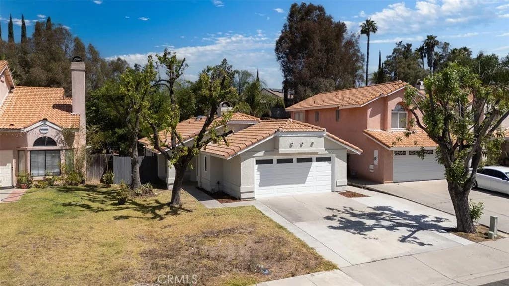 Photo of 39585 Oak Cliff Drive, Temecula, CA 92591 (MLS # OC26129473)