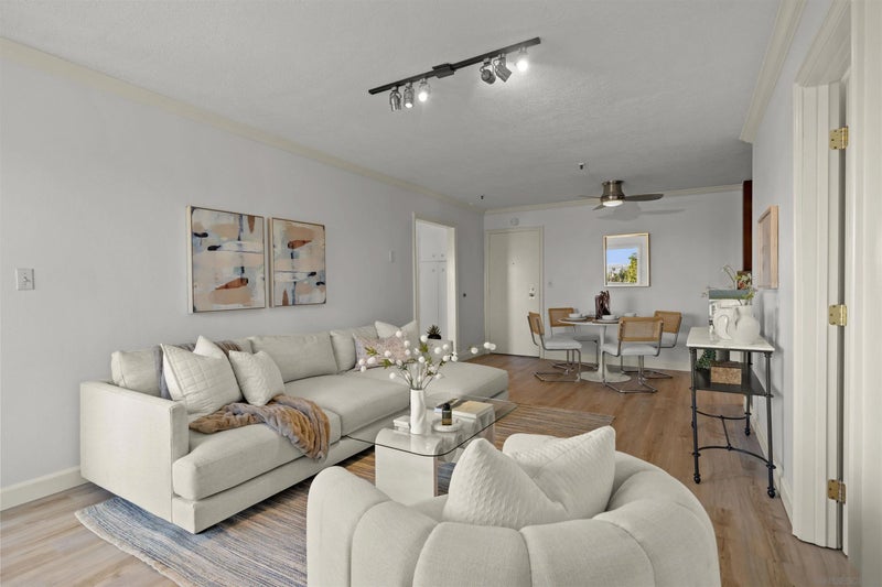 4730 Noyes St 204