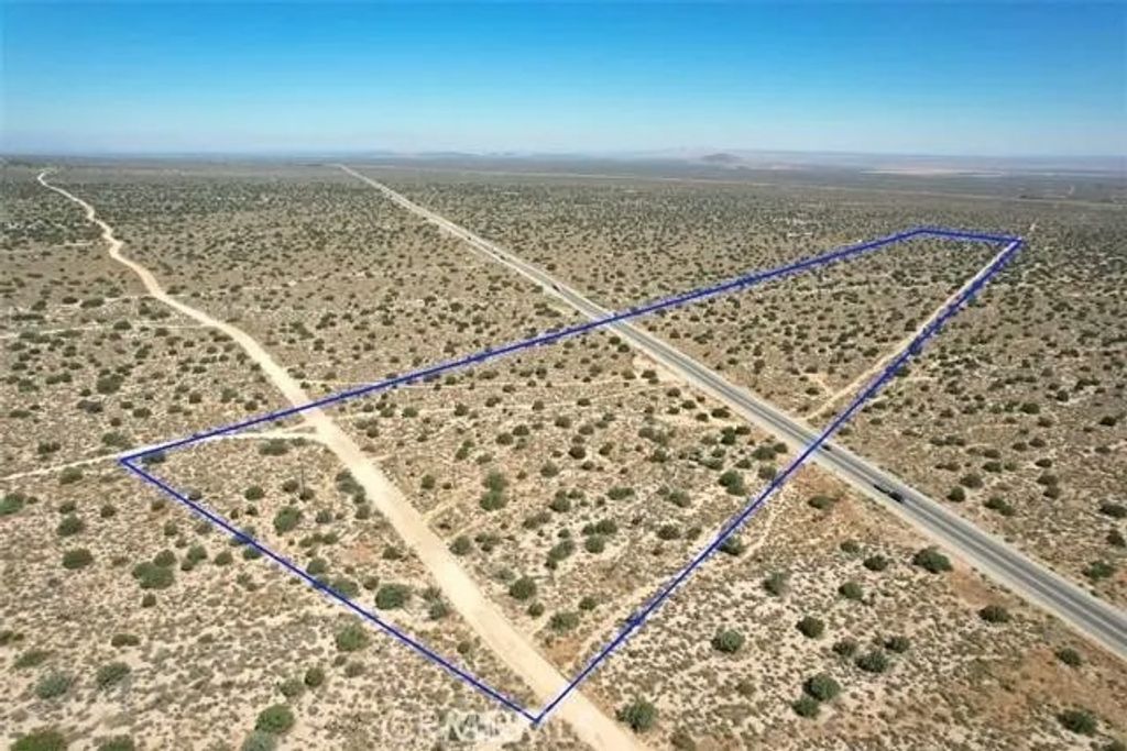 Photo of 0 Hwy 138, Llano, CA 93544 (MLS # HD26079401)