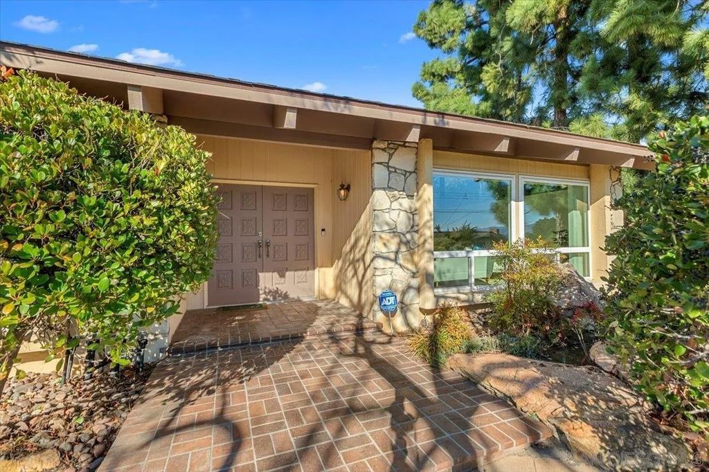 Photo of 6436 Rancho Park Dr, San Diego, CA 92120 (MLS # 250045282)