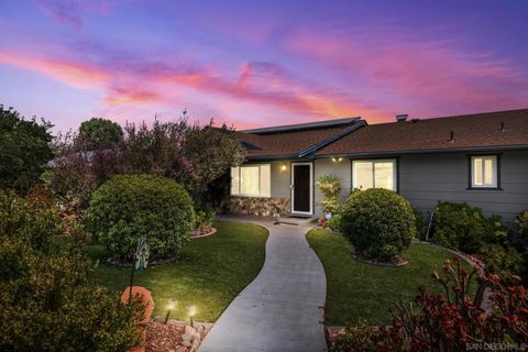 Photo of 1958 Lejos Dr, Escondido, CA 92025 (MLS # 250040941)