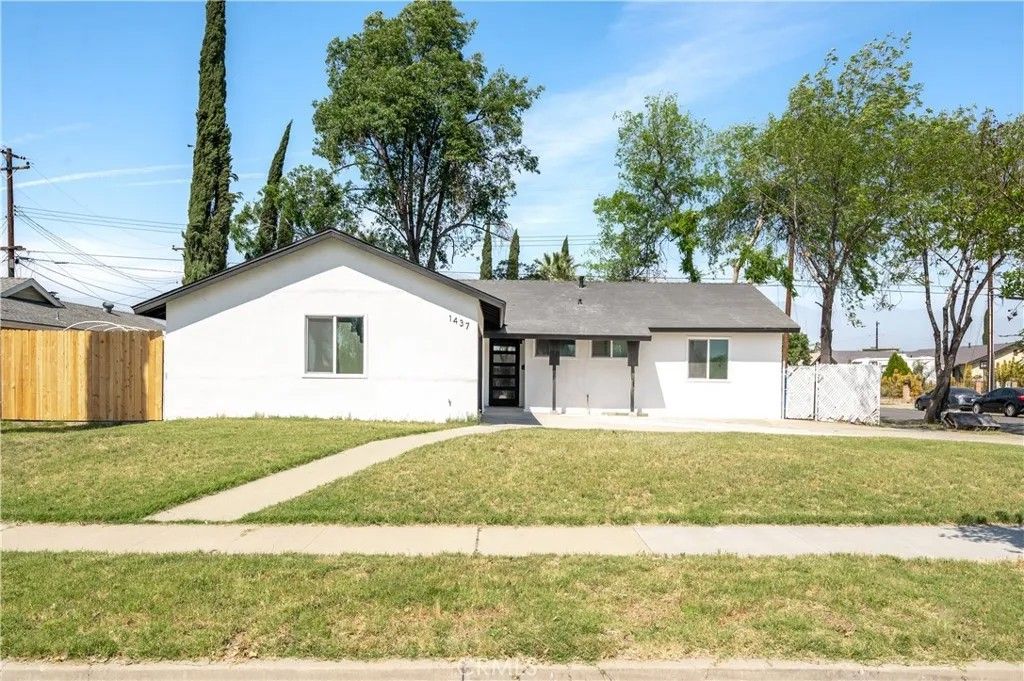 Photo of 1437 E I Street, Ontario, CA 91764 (MLS # DW26067158)