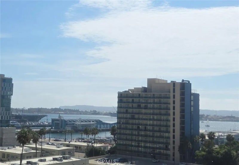 1325 Pacific Highway 1003