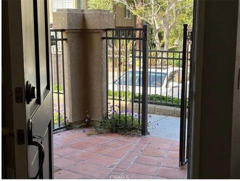 Tiny photo for 94 Night Heron Ln, Aliso Viejo, CA 92656 (MLS # OC26066818)