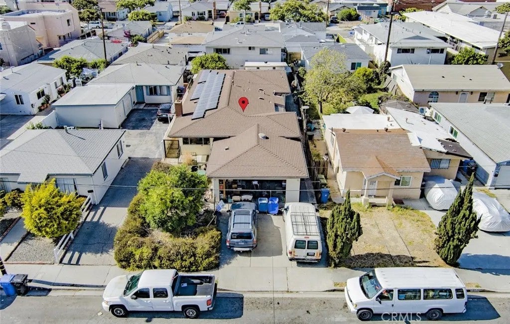 4427 W 166th Street