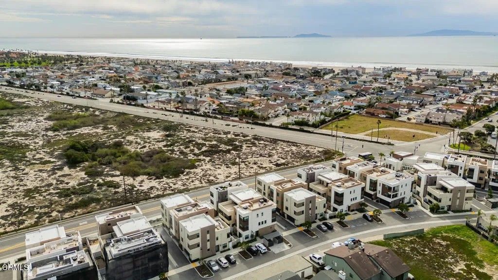 Photo of 1085 Canal Street, Oxnard, CA 93035 (MLS # V1-34175)