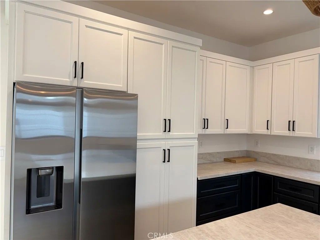 Photo of 19214 Calvert Street, Tarzana, CA 91335 (MLS # SR26008036)