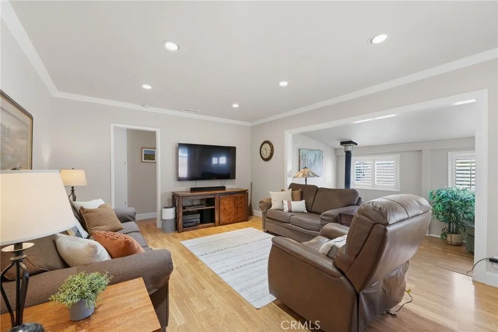 10521 Greenbush