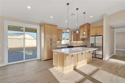 Tiny photo for 16618 Country Ranch Court, Victorville, CA 92392 (MLS # IG25273165)