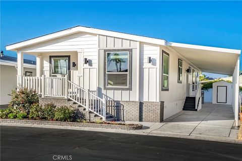 Photo of 7205 Santa Barbara St, Carlsbad, CA 92011 (MLS # OC26066215)