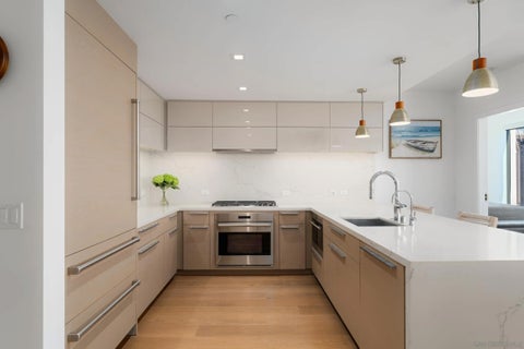 Tiny photo for 888 W E Street #2203, San Diego, CA 92101 (MLS # 260016716)