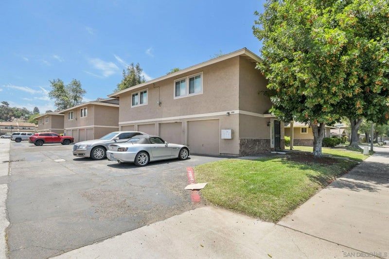 955 Amistad Pl C