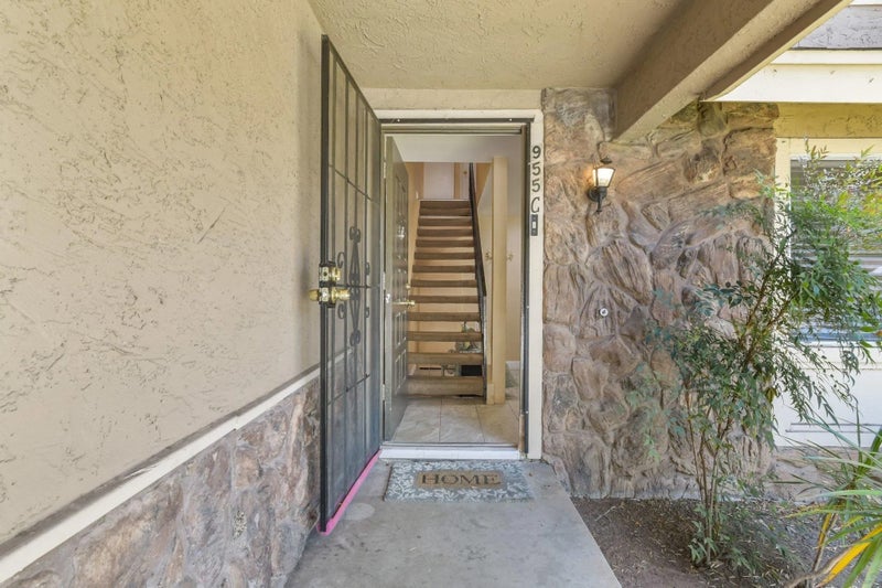 955 Amistad Pl C