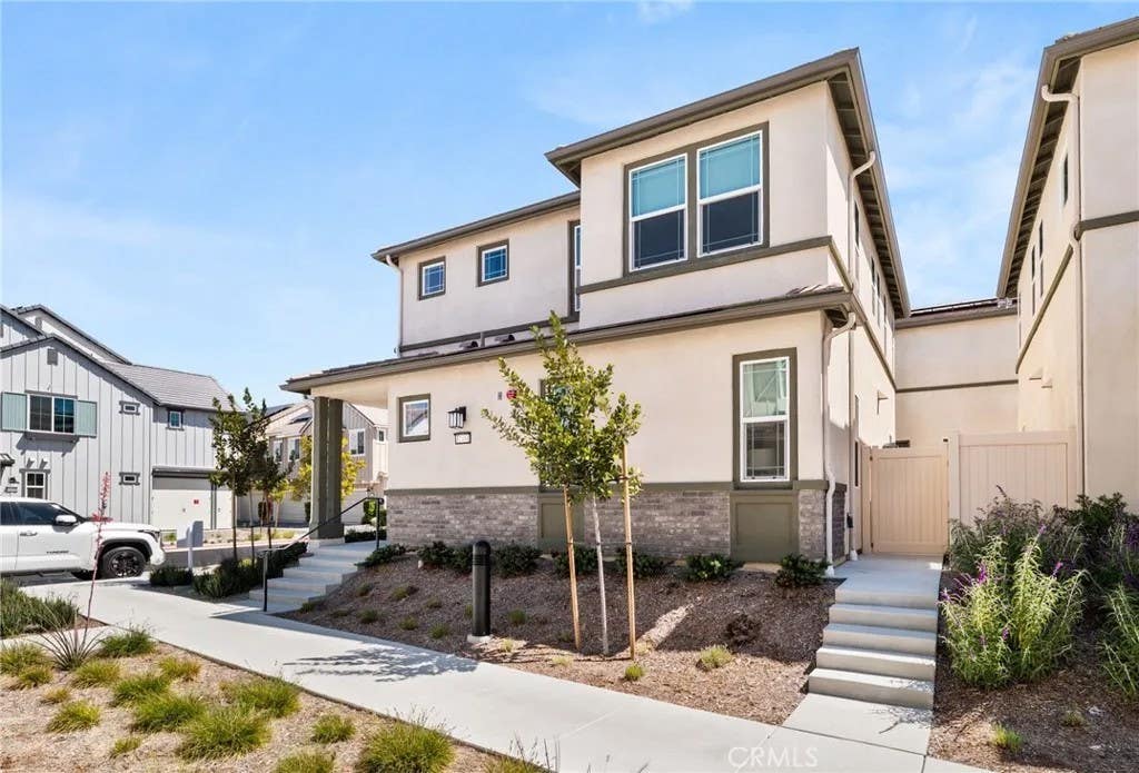 Photo of 32461 Brunello Way, Temecula, CA 92591 (MLS # PW26086856)