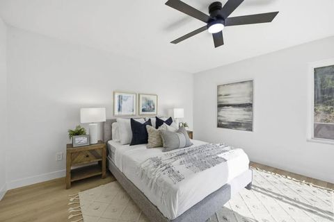 Tiny photo for 18023 Avenida Alozdra, San Diego, CA 92128 (MLS # PTP2508050)
