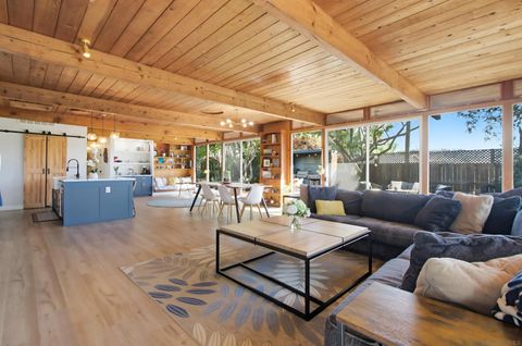 Photo of 3558 Siembre St, Bonita, CA 91902 (MLS # 250044455)