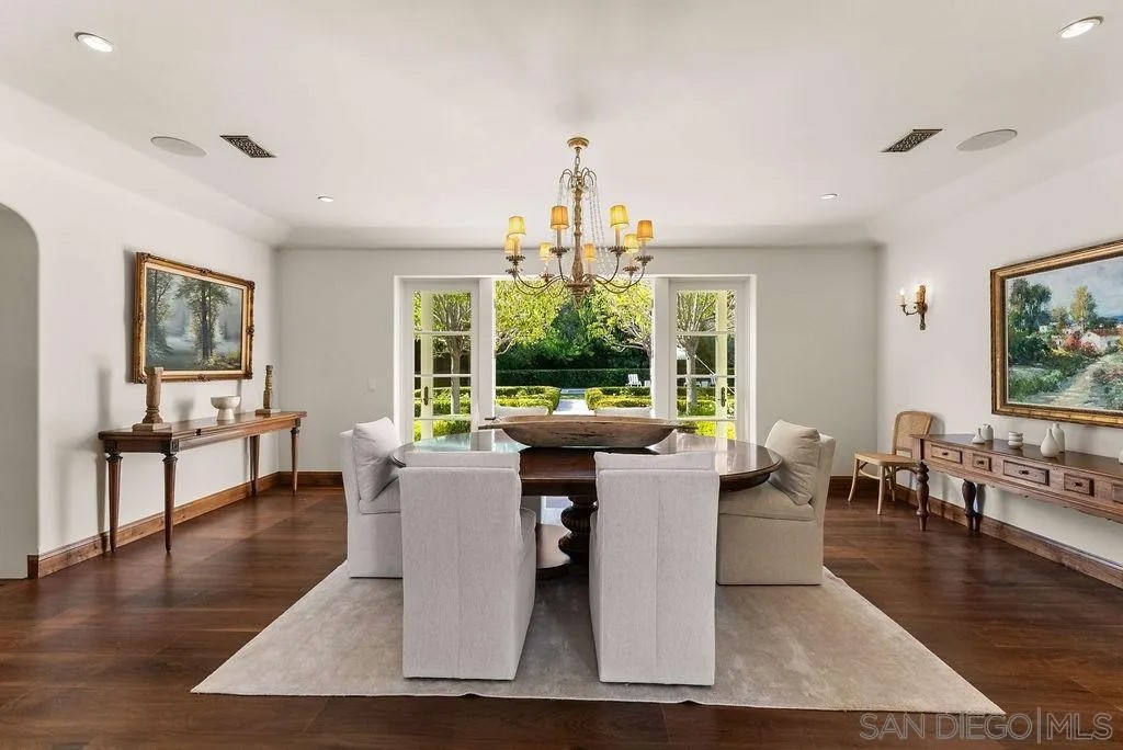 5406 Calzada Del Bosque